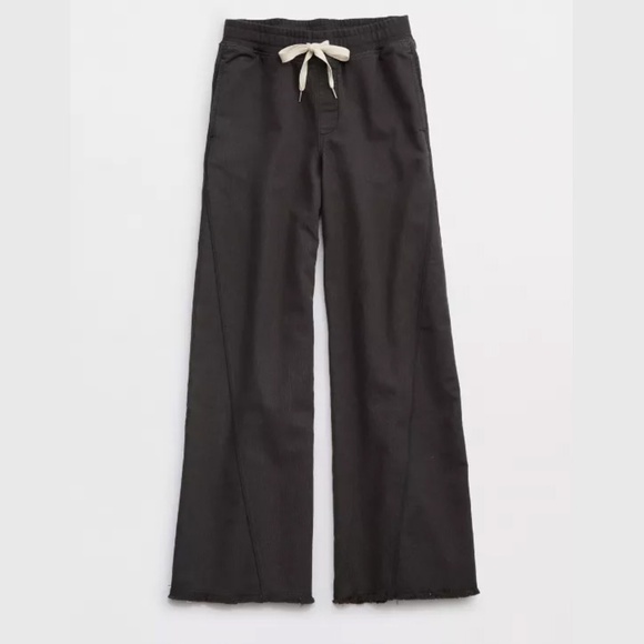 Aerie Black Wide Leg Pants - Picture 2 of 15
